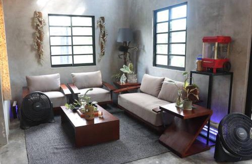 Candelaria House | Modern Barn House in Sariaya Quezon