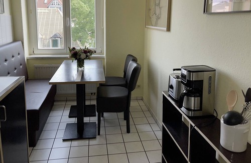 Outer Neustadt Apartment | Modern, bright holiday apartment above Café Pfunds in the outskirts of Neustadt
