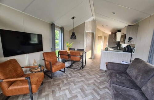 Municipality of Epe House | Modern chalet retreat with spacious garden in the Veluwe.