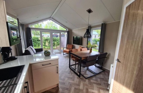 Municipality of Epe House | Modern chalet retreat with spacious garden in the Veluwe.