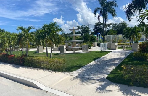 St. Ann's Bay Villa | Modern, chic waterfront 3-bedroom villa w/pool