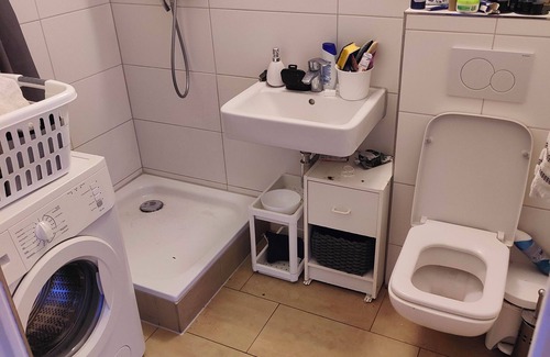 Friedrichsfelde Apartment | Modern Comfort in Lichtenberg, Berlin