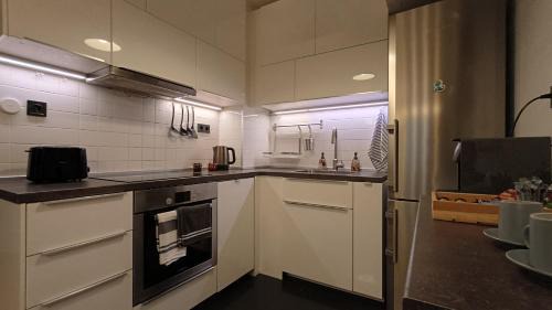 Sofia Apartment | Modern Comfort near Airport, The Mall, TechPark by KeyBox