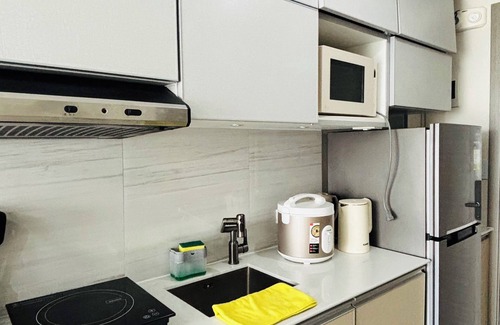 Iloilo City Proper Condo | Modern Condo Room with City View