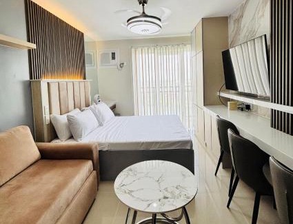 Iloilo City Proper House | Modern Condo Room with City View