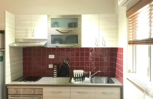 Whitfield House | Modern & Cosy Granny Flat in Cairns- WiFi included