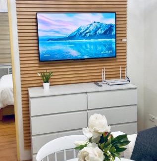 Sasa Apartment | Modern Cozy Condo with Smart Lock at Seawind