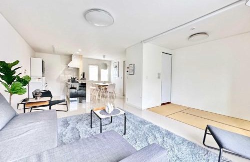 Ozu House | Modern designed property 15 mins from Kumamoto station by Restavio