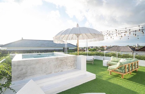 Babakan Villa | Modern Designer Luxury Villa in Canggu