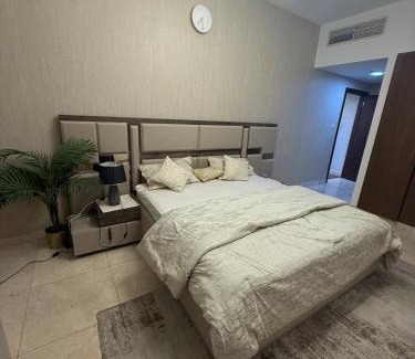 Downtown Dubai Apartment | Modern Downtown Stay Stylish 1BHK in Business Bay