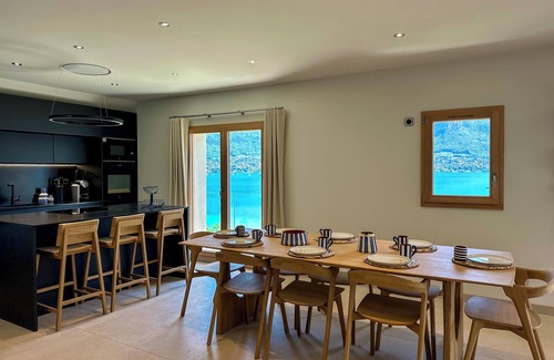 Sevrier Apartment | Modern duplex with panoramic lake view & 100m from cycle path