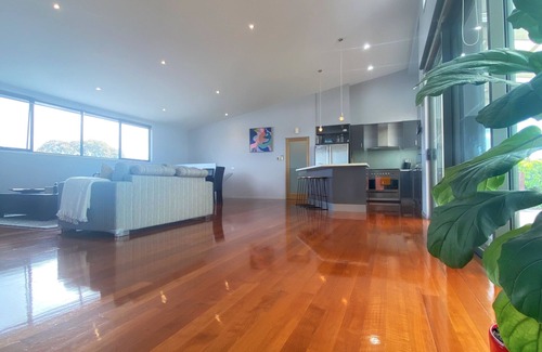 Warrnambool House | Modern Family Home basked in Natural Sunlight
