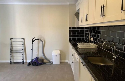 Gaziosmanpasa Apartment | Modern Flat #4