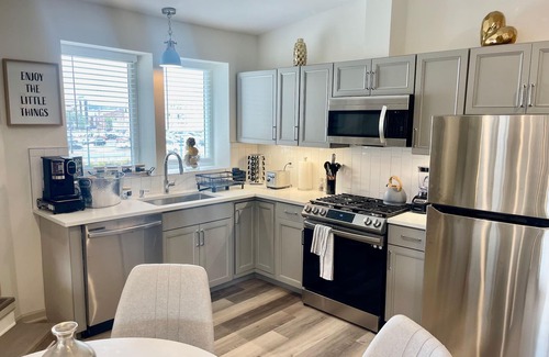Trenton Apartment | Modern Fully Renovated Loft in Downtown Trenton