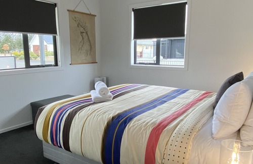 Twizel House | Modern, Functional and Central Wifi - Xmas/New Year Rates Refer Description