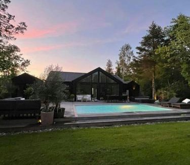 Holbaek House | Modern Holiday Home By Holbæk Fjord