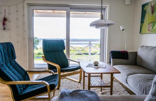 Drottningskar House | Modern Holiday Home With View And Boat In Aspö