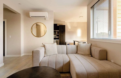 Hosford-Abernethy Apartment | Modern Home in Foodie District 2BR Sleeps 4