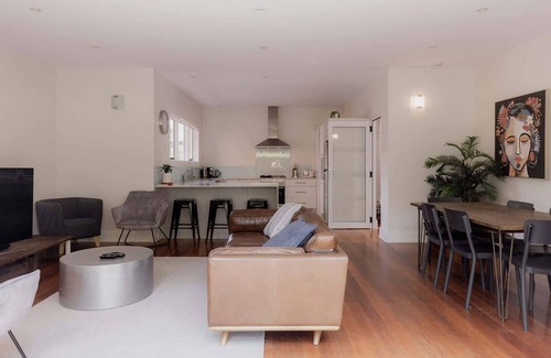 Hobart Central Business District House | Modern Home in Sandy Bay - Sleeps 8 Guests
