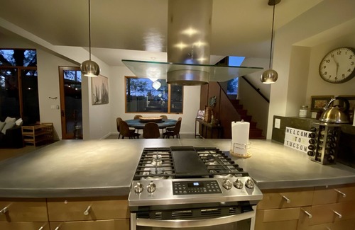 Tucson House | Modern Home in Tucson: Luxury Pool, Balcony Patio!