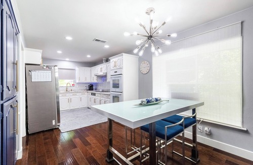 Lake Highlands House | Modern Home with a Firepit, Heated Pool & Spa