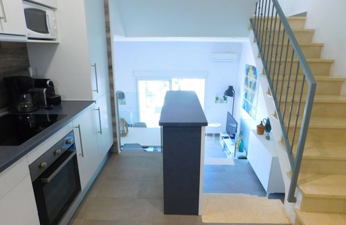 Santa Margarida House | Modern house overlooking the sea, near the beach in Almadraba, Roses