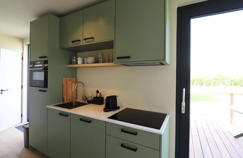 Menaldum Ski Chalet | Modern house with a beautiful view of Friesland