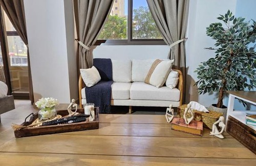Dubai Marina Apartment | Modern JBR Studio with Beach & Pool access - Dubai Marina