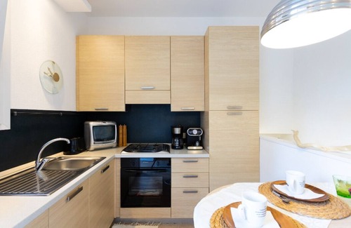 Bardello Apartment | Modern Lake Apartment with Pool & Tennis