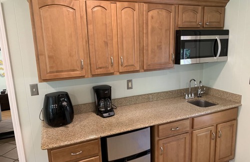 North Decatur Apartment | Modern Little Studio, Great Home Away From Home