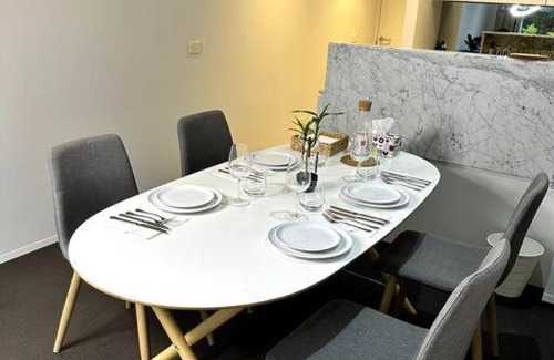 Capital Hill Apartment | Modern Loft Retreat in Barton Canberra ACT near Parliament House