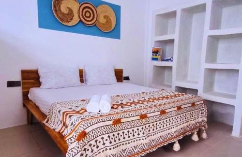 Paje Apartment | Modern Luxury 4 sleeper apartment Paje Beach Zanzibar TV WIFI AC centrally located
