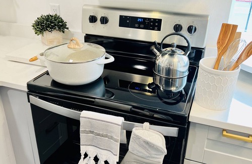 Estes Park Condo | Modern Luxury! Central Downtown Condo with parking! (License #6072)