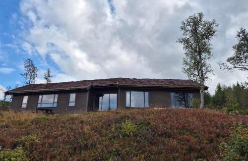 Kroderen House | Modern mountain cabin with panorama view