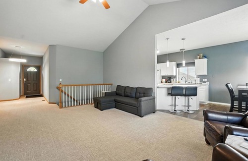 McArdle House | Modern Nest in NW Omaha