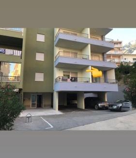 Vrpolje Apartment | Modern new apartment in Makarska