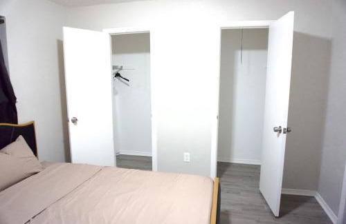 Glenn Heights Apartment | Modern Private City Escape - 2bed2bath