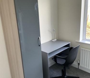 Corrandulla House | Modern Refurbished Claregalway Cottage - Sleeps 8