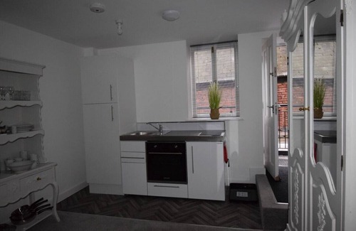 Worksop Apartment | Modern Retreat in Worksop