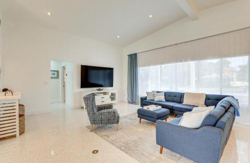 Siesta Key House | Modern Siesta Key Getaway with Private Pool!