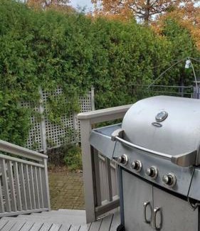 West Oak Trails House | Modern & Spacious 2 Bedrooms+2 Bathrooms Bungalow in Oakville