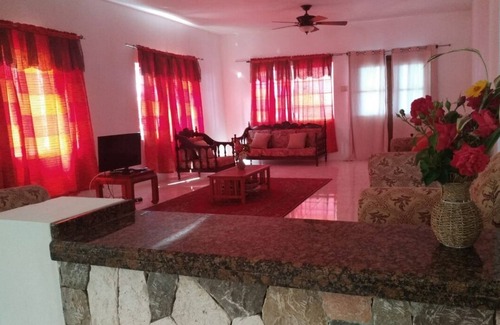 Port Maria House | Modern, Spacious, Relaxing and Laid Back