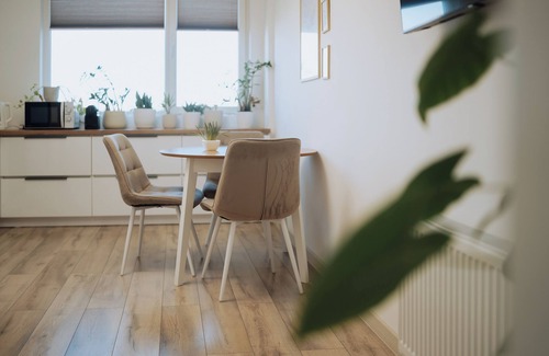 Riscani Apartment | Modern Stay Rîșcani AC WiFi Washer