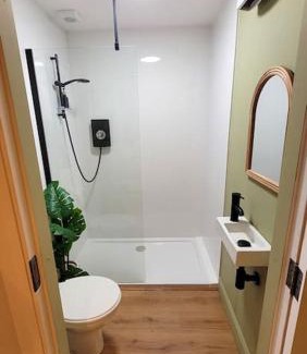 Cashel Apartment | Modern Studio Apartment in Cashel