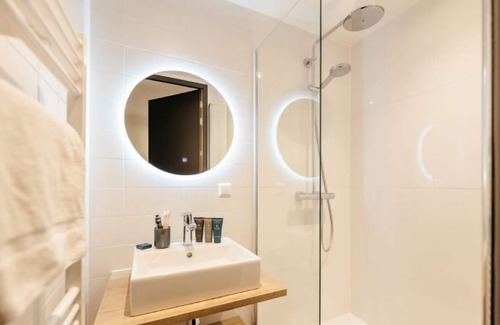 The Hague Center Apartment | Modern studio equipped with all essentials you need