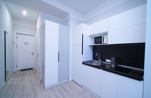 Kentron Apartment | Modern Studio in Heart of Yerevan by Sweet Home