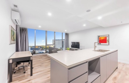 Phillip Apartment | Modern style 2 bedroom next to Westfield @Phillip