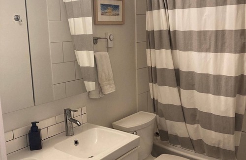 Jackson Condo | Modern Townhome close to town, pet/family friendly