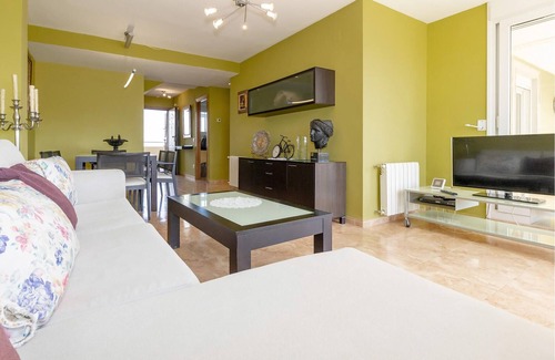 Cullera Apartment | Modern vacation apartment with panoramic view and fitness room.