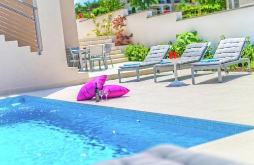Salakovci Villa | Modern villa in Salakovci with private pool
